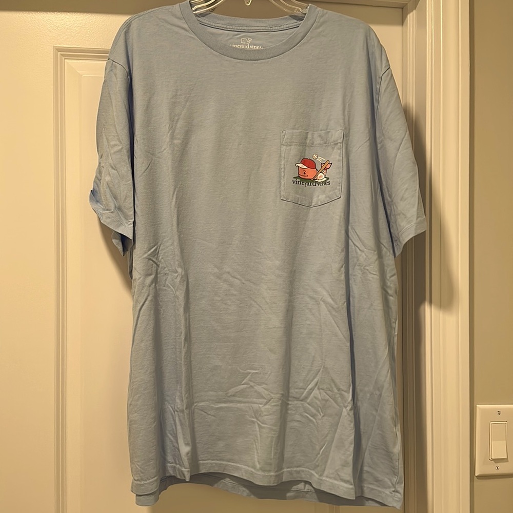 Vineyard vines baseball tee